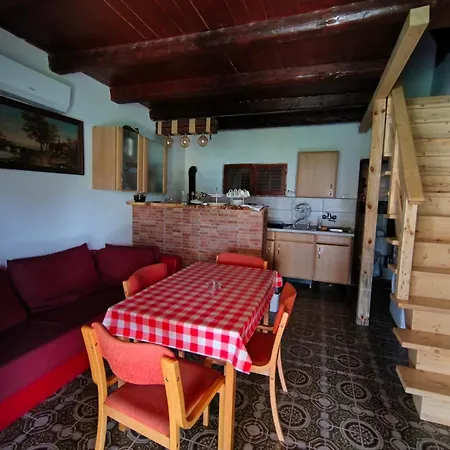 Vikendica Dunav I Sava